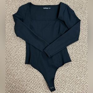ABERCROMBIE Long Sleeve Bodysuit